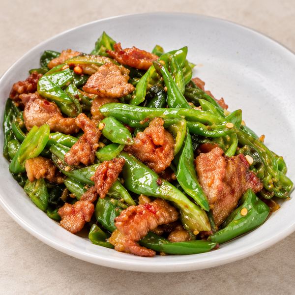Stir-Fried Pork with Chilli Peppers