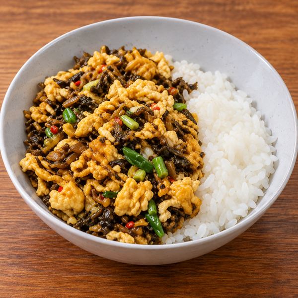Stir-Fry Pickles with Scrambled Eggs